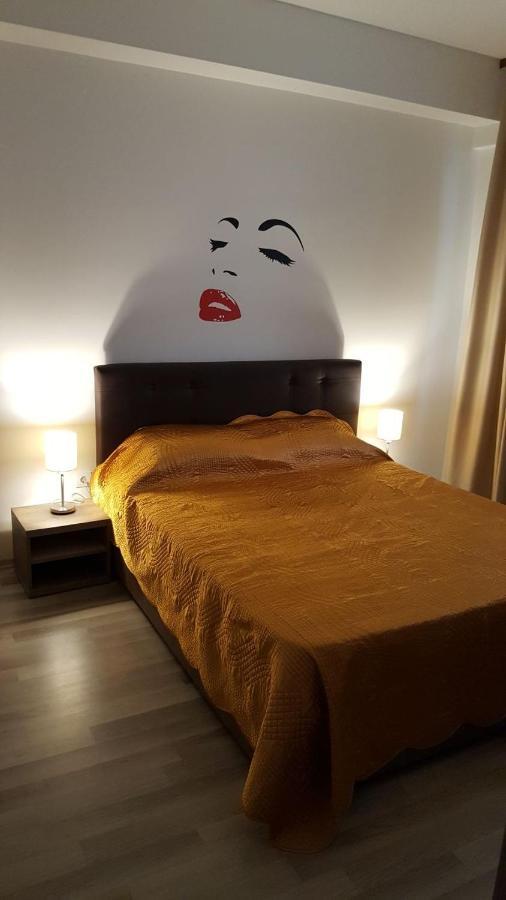מאמאיה Summerland Beach&Sun Apartments מראה חיצוני תמונה