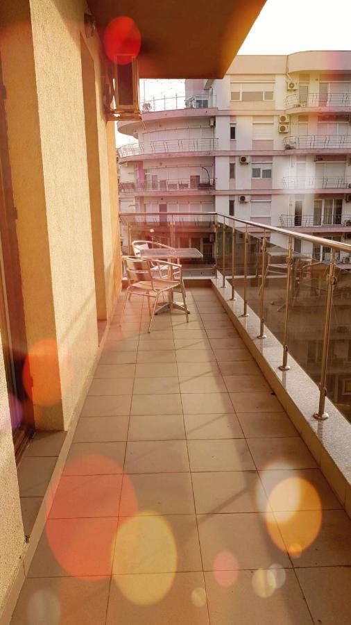 מאמאיה Summerland Beach&Sun Apartments מראה חיצוני תמונה
